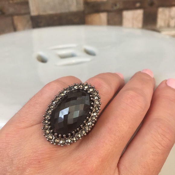 🌳🕊ANTHROPOLOGIE ~ ring - Picture 2 of 4